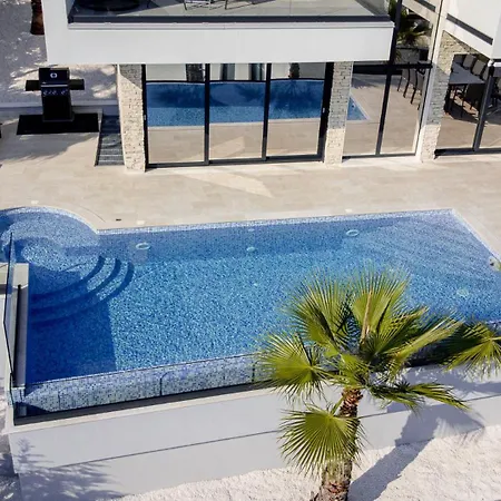 Villas-kroatien Трогир